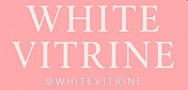 White.vitrine